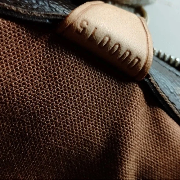 Louis Vuitton Cabas Piano Classic Monogram Tote in Brown and Tan - Picture 9 of 9